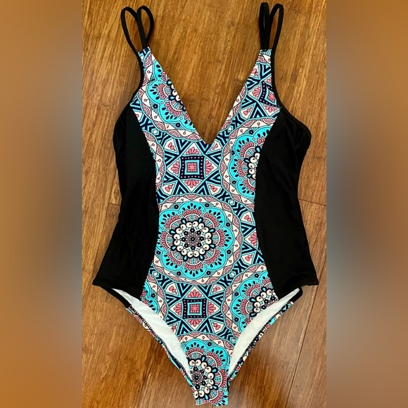 NWT! Swimsuit Cupshe 1 PC Mallot Black Turquoise Medallion Print SZ M - Picture 4 of 7